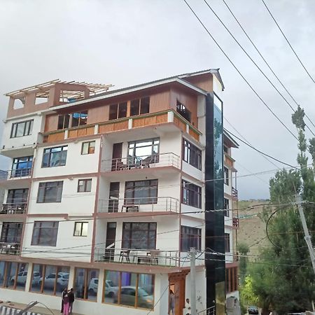 Hotel D Indian Kargil Exterior foto